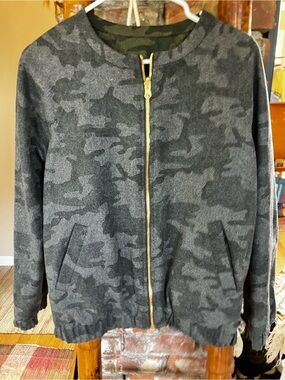 Laveer Reversible Wool-Blend Tonal Camouflage Bomber Jacket - Women's Small